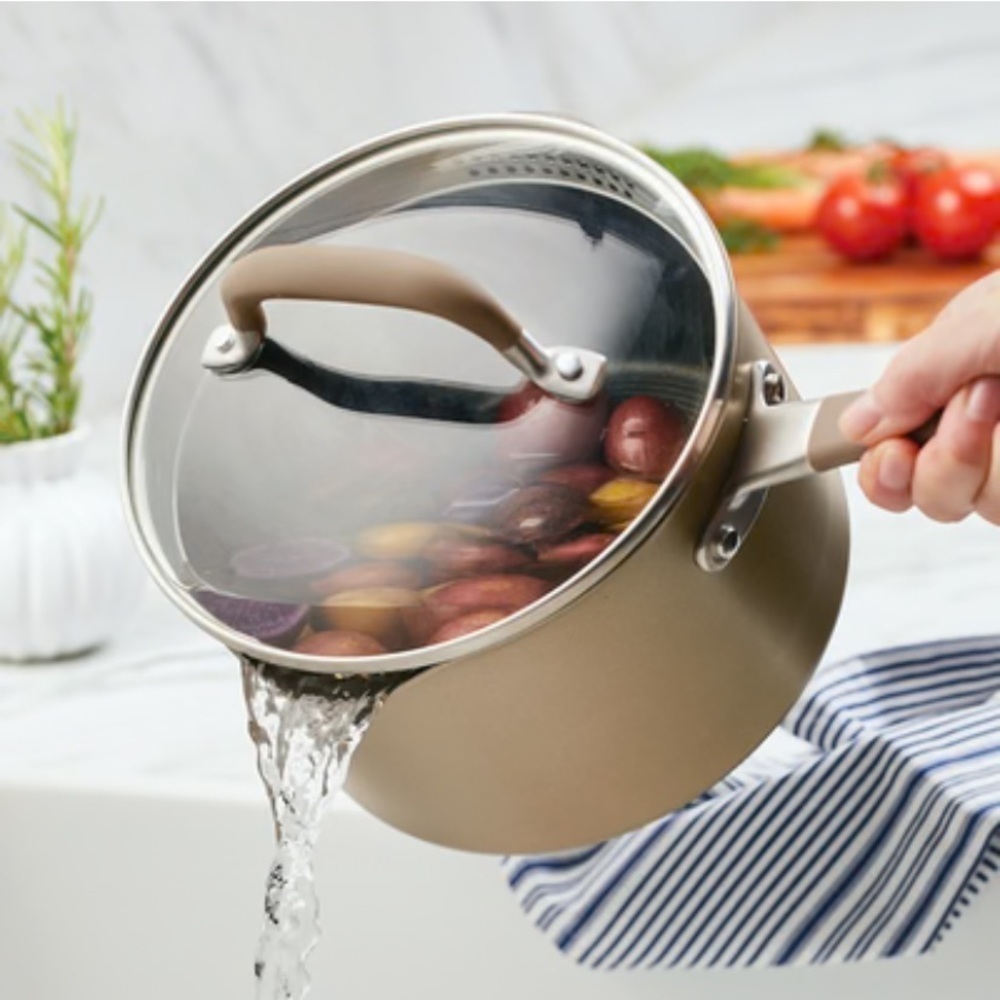 Circulon Total Nonstick Professional 2 Quart Pot with Lid